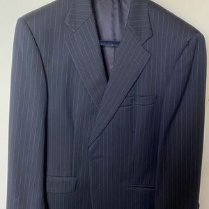 Brooks Brothers Men’s Suit 40R.  Navy Blue with Grey Pinstripes.